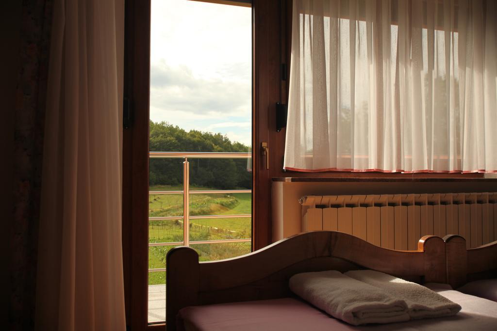 Rooms Markovic Otočac Rom bilde